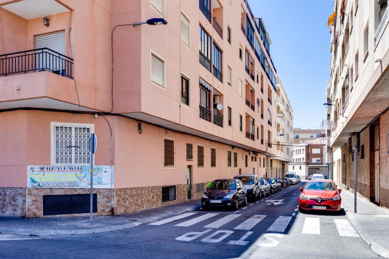 Estudio Joven Pura Τορεβιέχα Εξωτερικό φωτογραφία